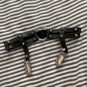 Heart Spike Garter